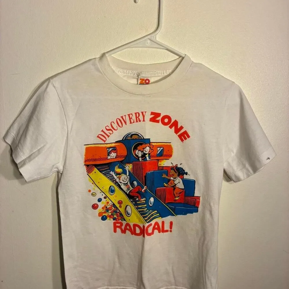 Discovery Men's White T-shirt